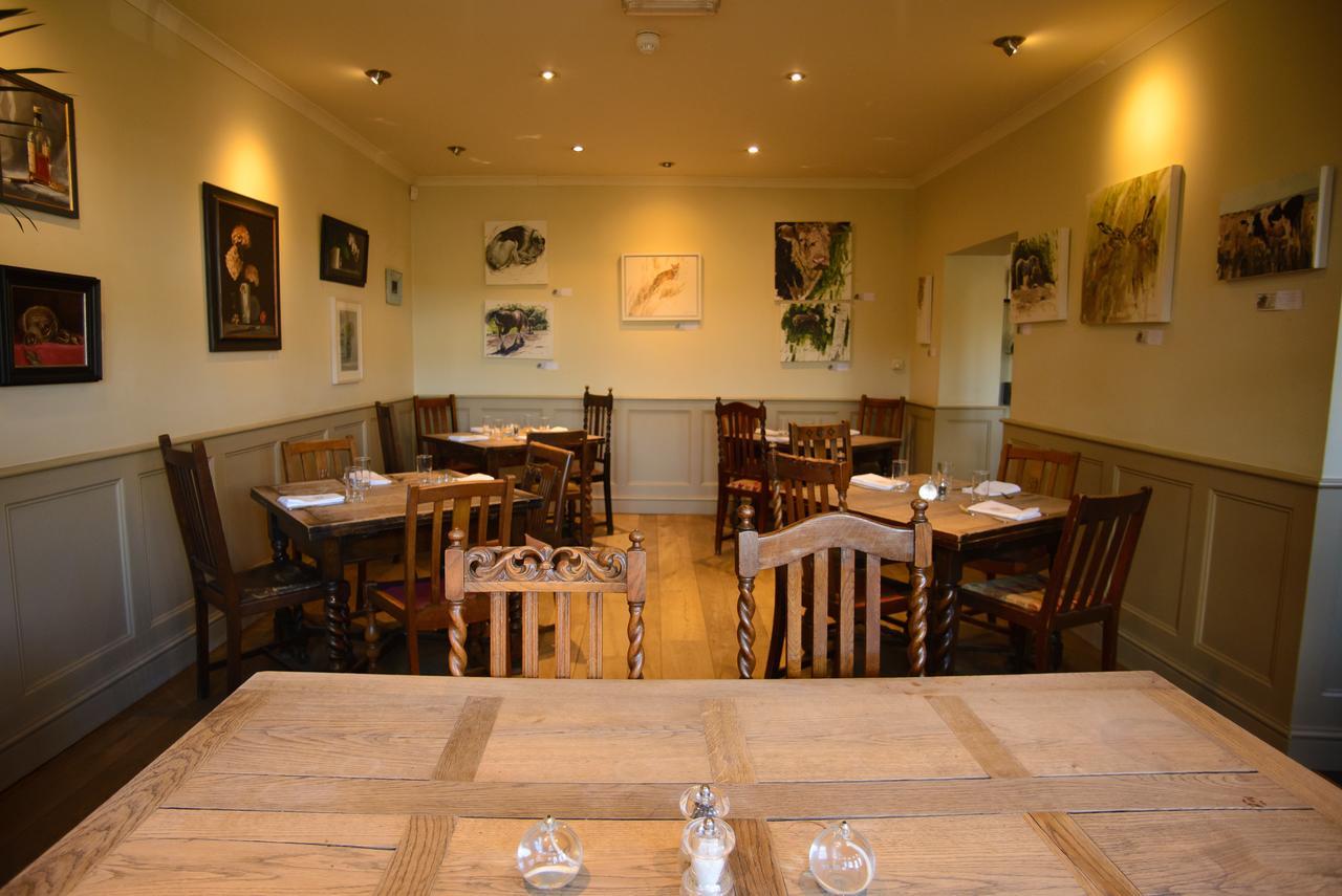 Отель The Kings Arms Stowel Экстерьер фото