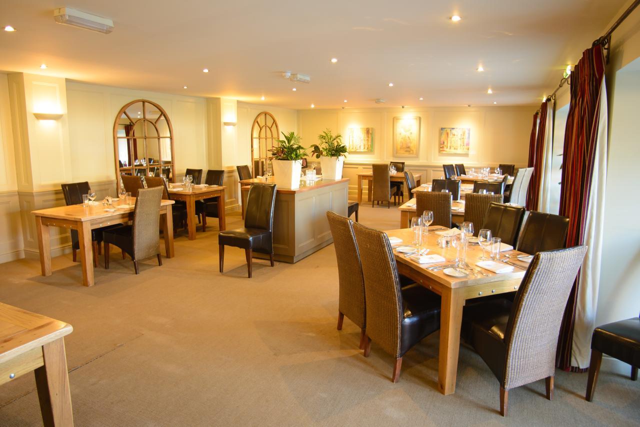 Отель The Kings Arms Stowel Экстерьер фото