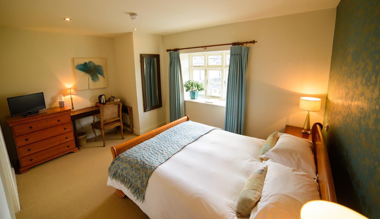 Отель The Kings Arms Stowel Экстерьер фото