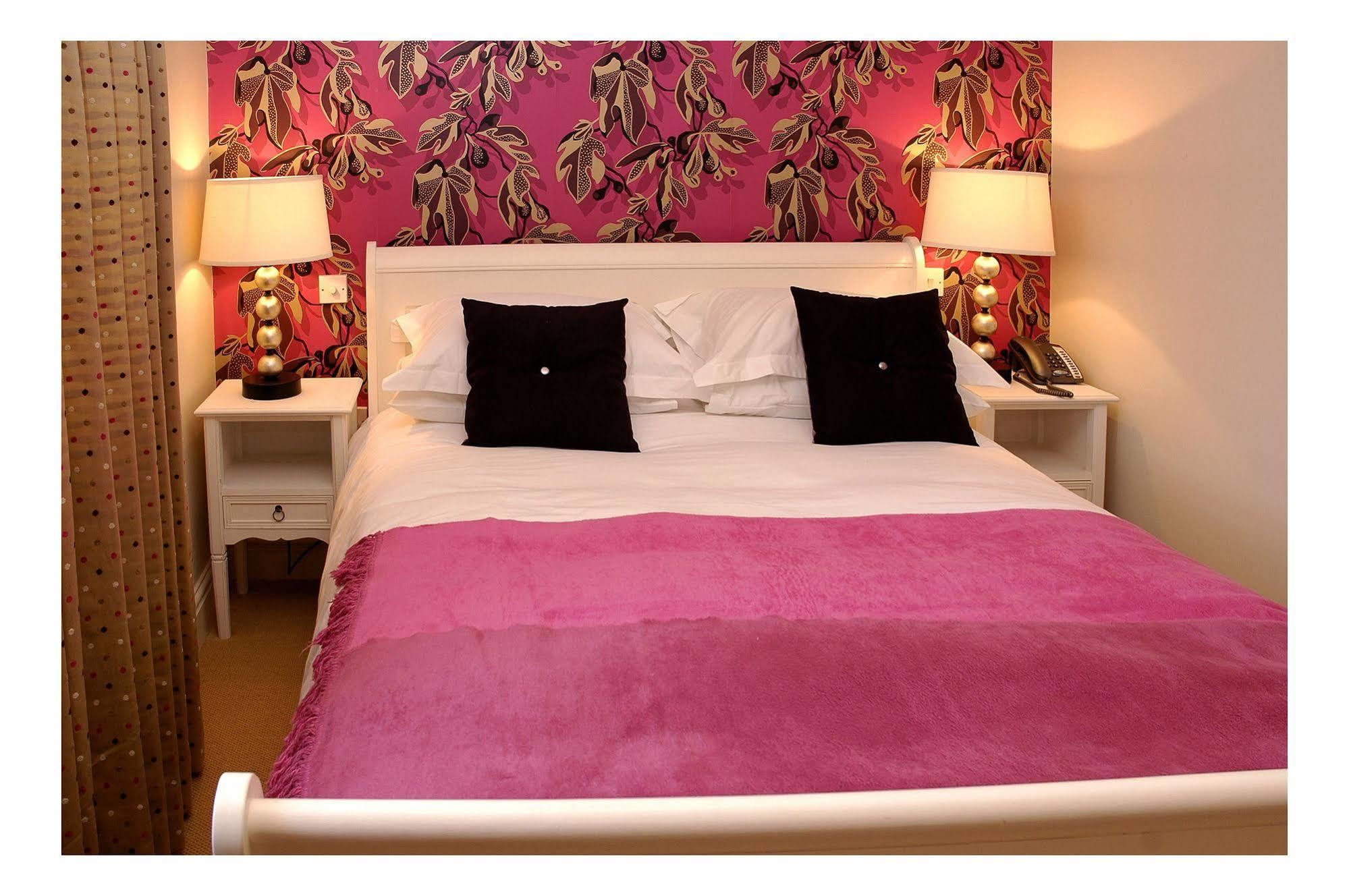 Отель The Kings Arms Stowel Экстерьер фото